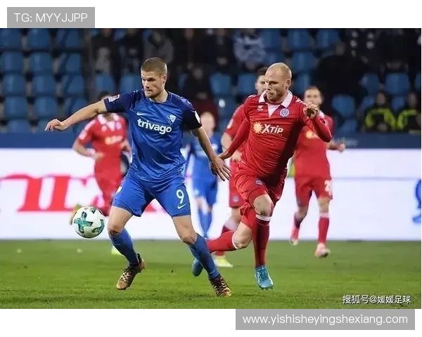 皇家足球网的精彩赛事回放让你不错过任何一场激烈的足球比赛